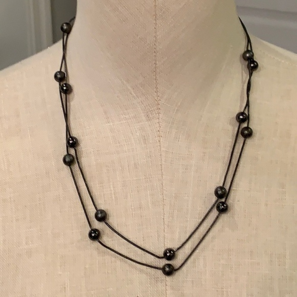 💐5/25 Daisy Fuentes black ball bead station long simple designer necklace